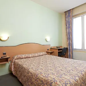 Ferney Republique Paryż
