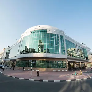 Sunday International Dubaj